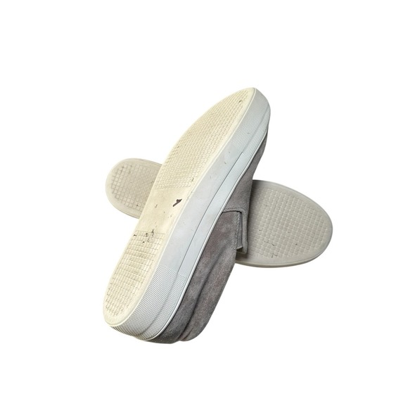 3/$20 Madden Gills Slip On Shoes Suede Taupe / Gray Casual Women's Size 8M - Picture 7 of 8